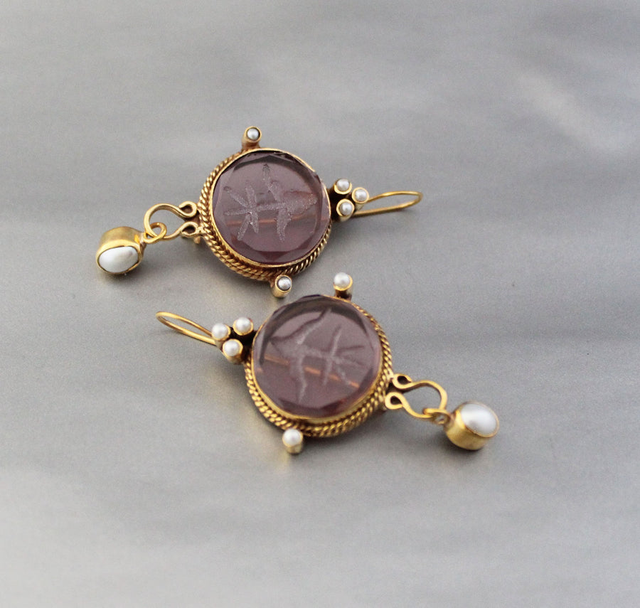 Purple Fleur-de-lis Intaglio Earrings, Gold and Pearl, photo 9