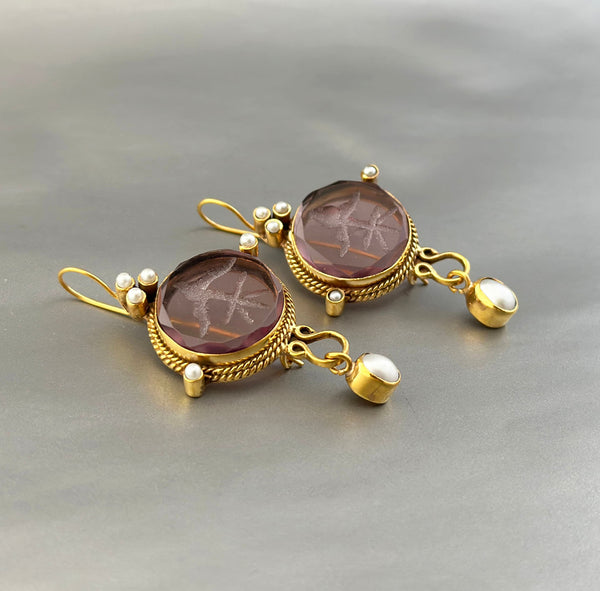 Purple Fleur-de-lis Intaglio Earrings, Gold and Pearl