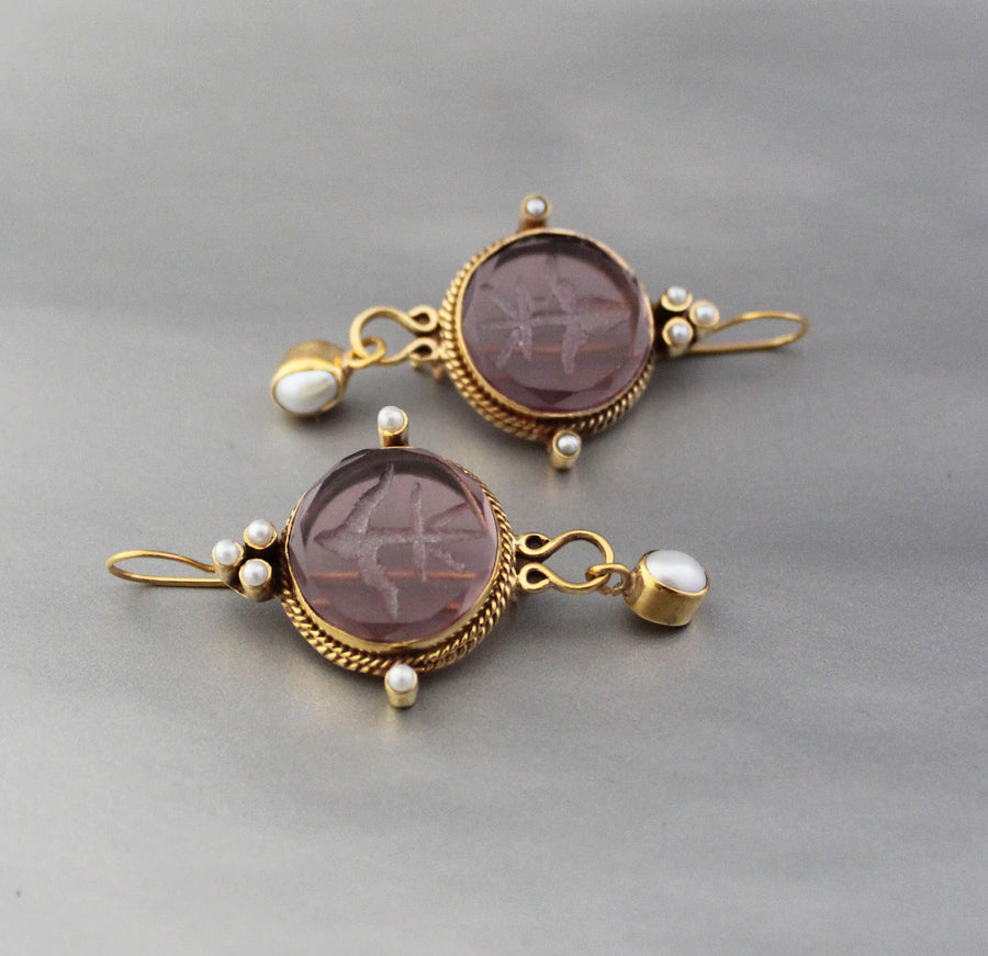 Purple Fleur-de-lis Intaglio Earrings, Gold and Pearl, photo 10