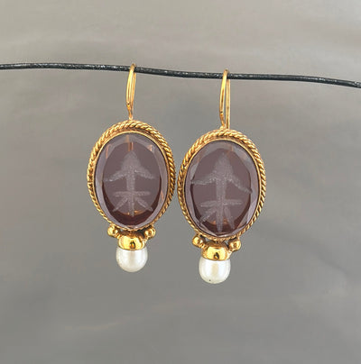 Intaglio Bridal Drop Earrings, Gold and Pearl, photo 5