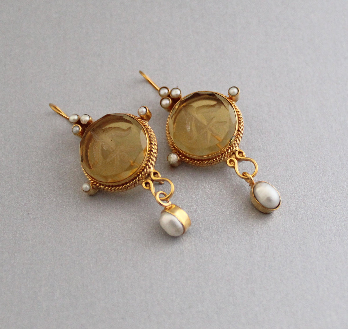 Fleur-de-lis Intaglio Earrings, Victorian Style, 14K Gold, photo 4