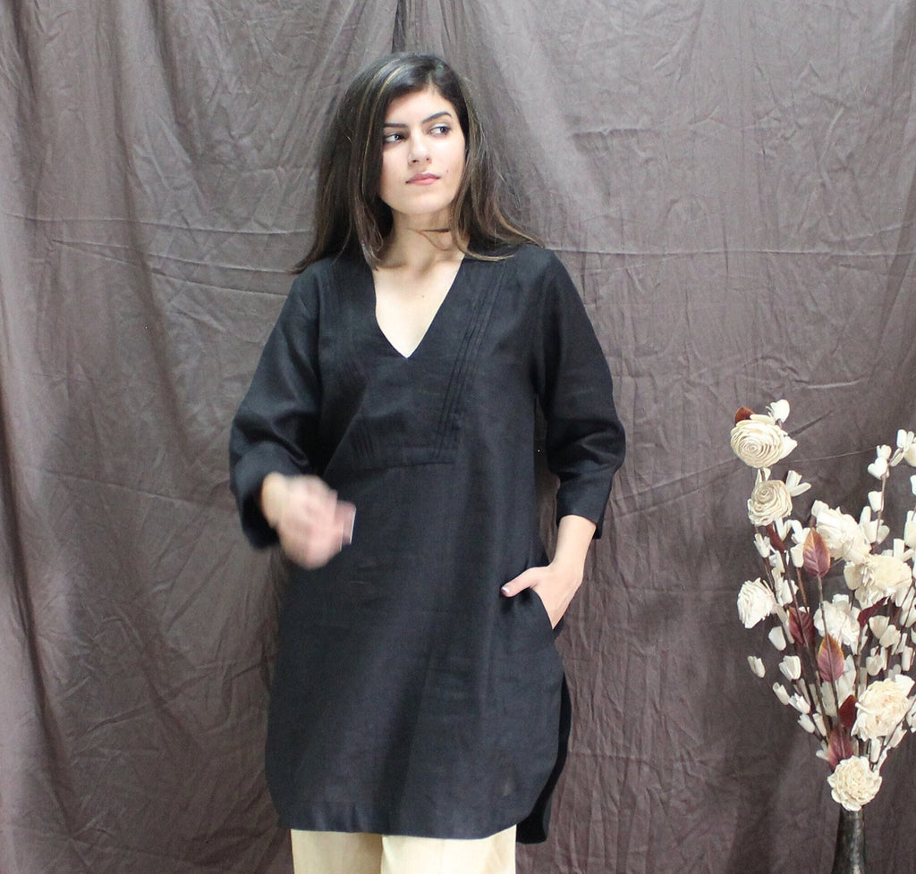 Black Linen Tunic Dress: Pintuck V-Neck, 3/4 Sleeve with Pockets