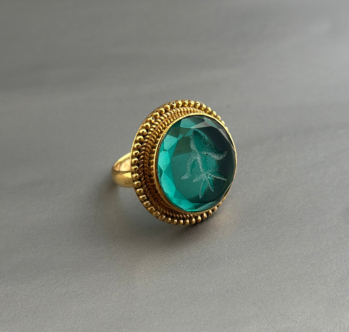 Green Intaglio Ring, Grand Tour Signet Style, Gold Plated, photo 8