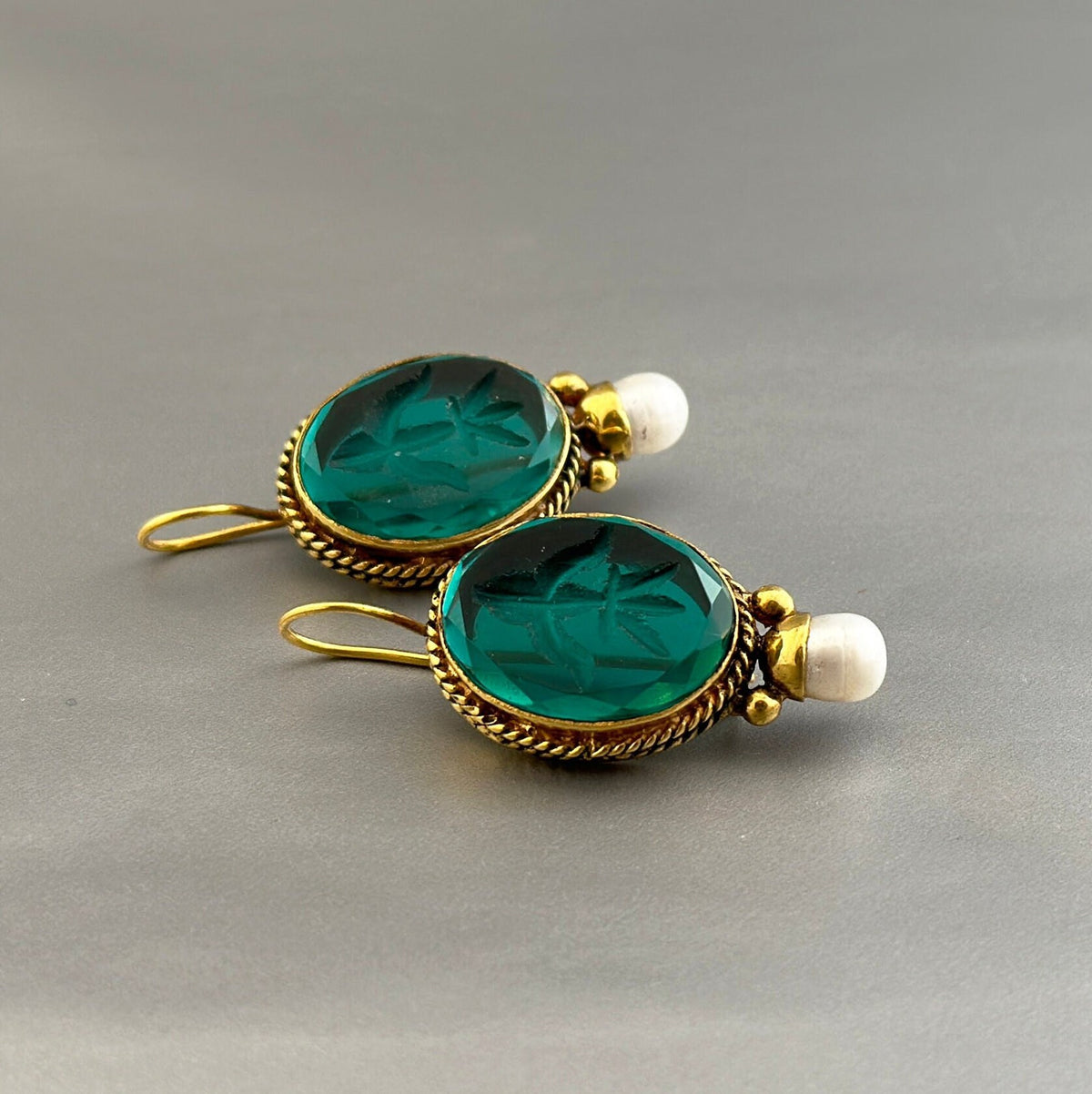 Green Glass Intaglio Earrings, Edwardian Gold and Pearl, photo 4