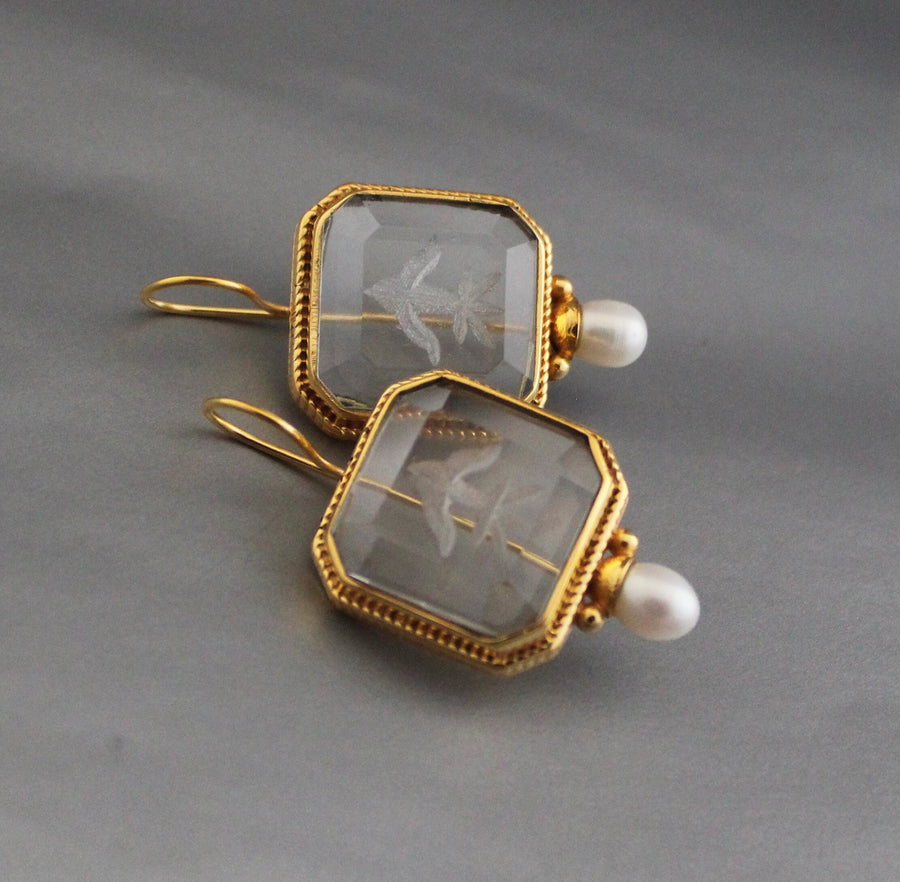 Clear Crystal Intaglio Earrings, 1920s Art Deco Engraved, Gold, photo 3
