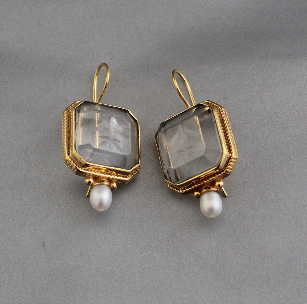 Clear Crystal Intaglio Earrings, 1920s Art Deco Engraved, Gold, photo 6