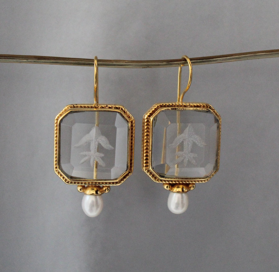 Clear Crystal Intaglio Earrings, 1920s Art Deco Engraved, Gold, photo 2