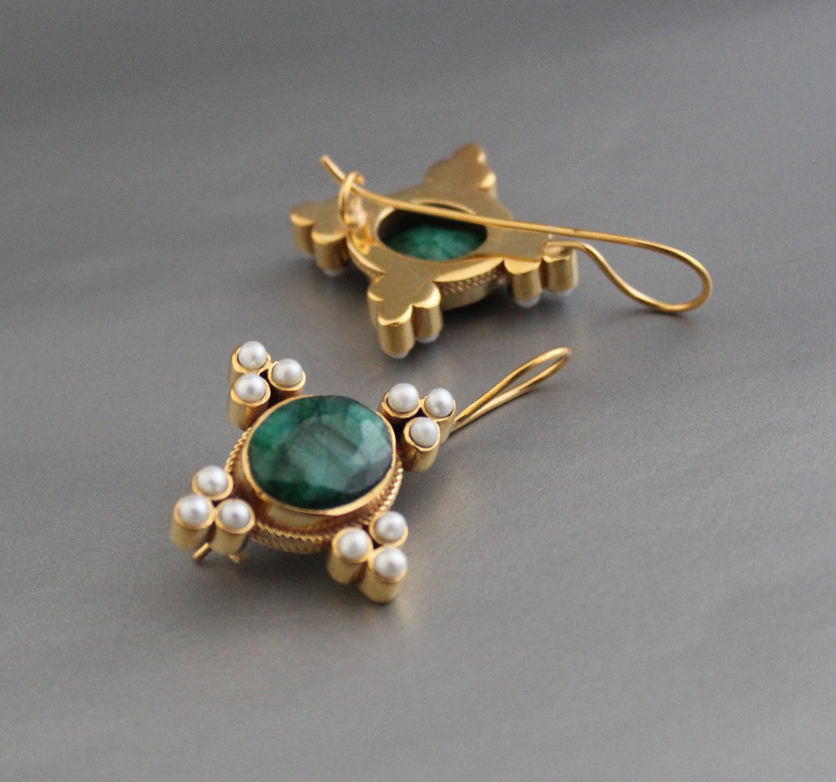 Emerald Oval Intaglio Earrings, 1920s Bridal Style, Gold, photo 8