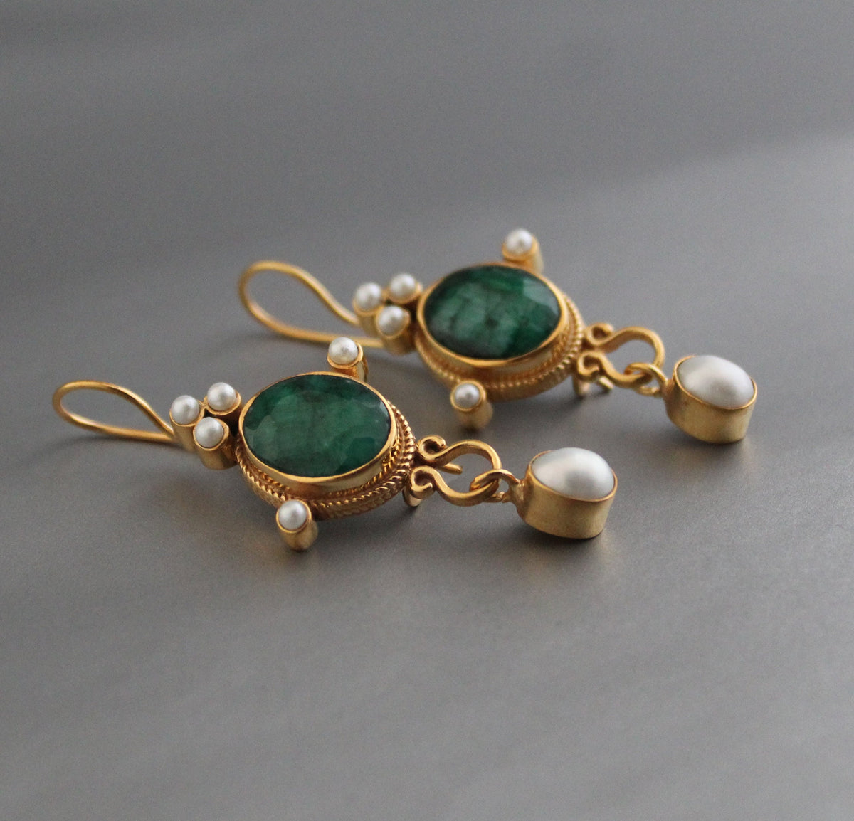Emerald and Pearl Earrings, Art Nouveau Style, 18K Gold, photo 6
