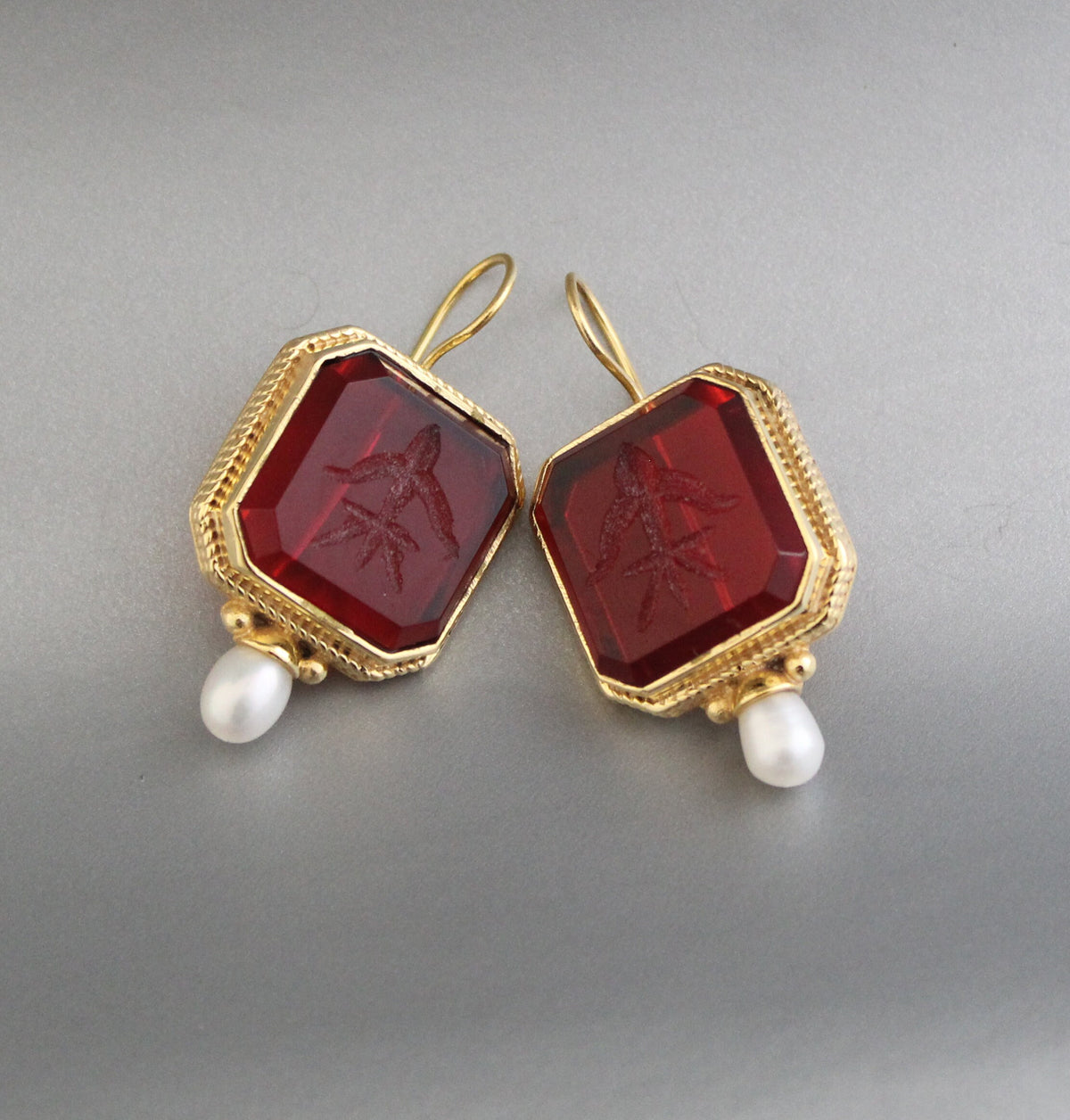 Red Glass Intaglio Hoop Earrings, Victorian Style, 14K Gold with Pearl, photo 5