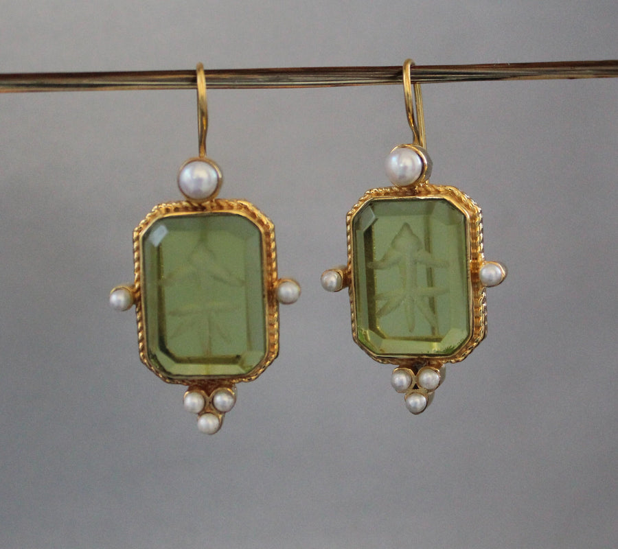 Olive Green Intaglio Crystal Earrings, Art Deco Style, Gold, photo 5
