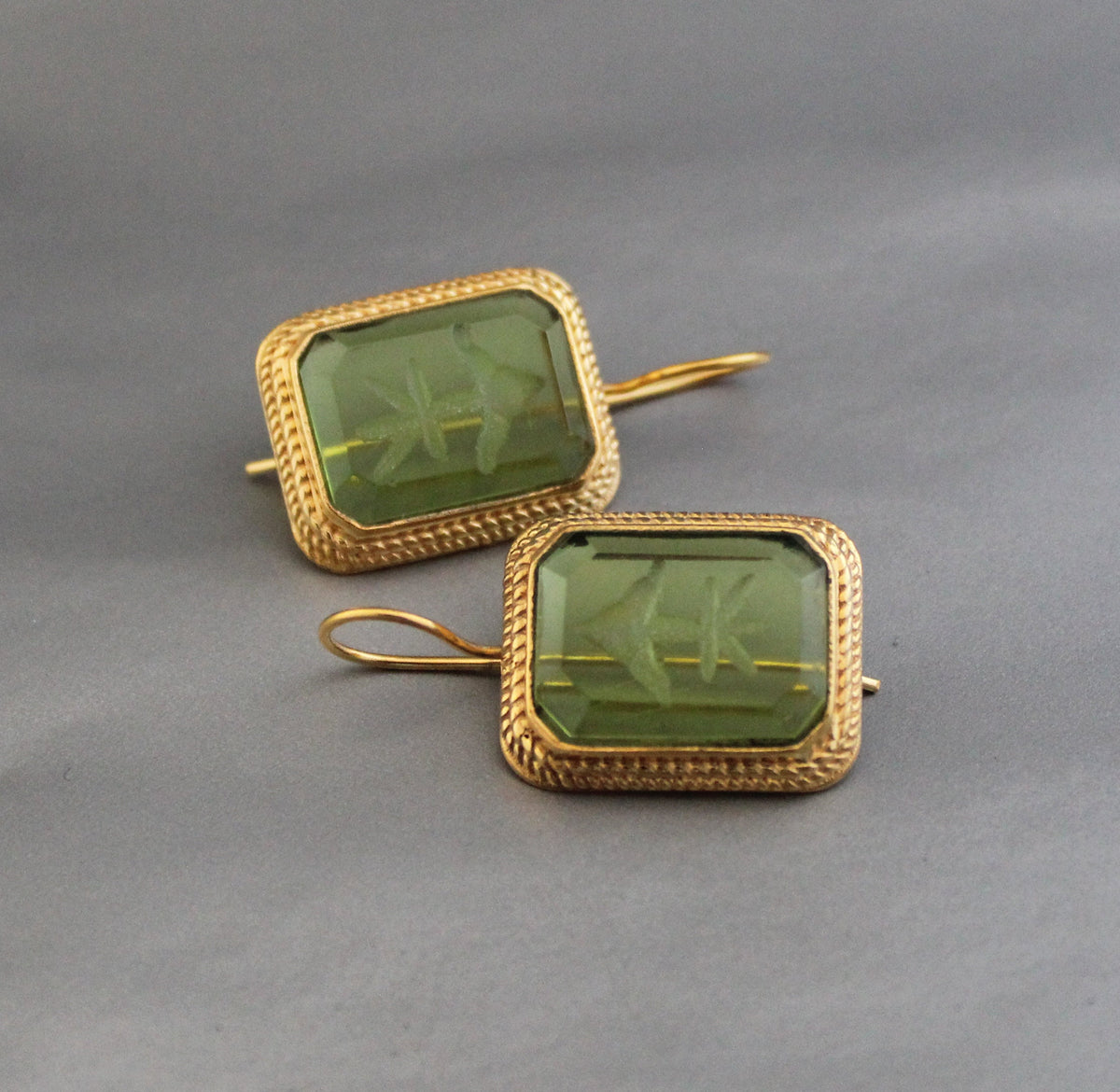 Green Glass Intaglio Earrings, Edwardian Art Deco Style, 18K Gold, photo 6