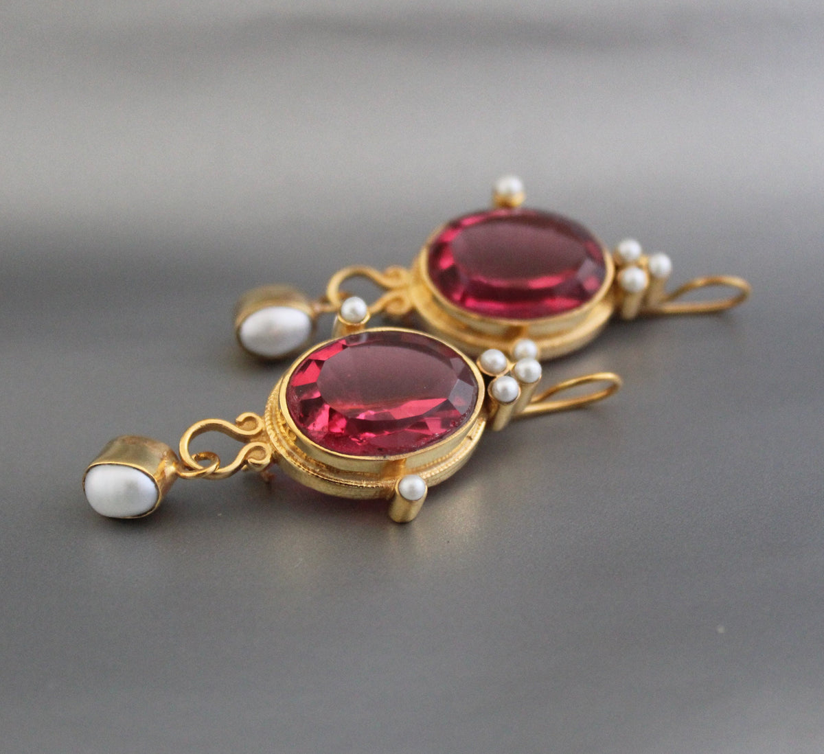Pink Glass Intaglio Earrings, Victorian Style, 18K Gold, photo 7