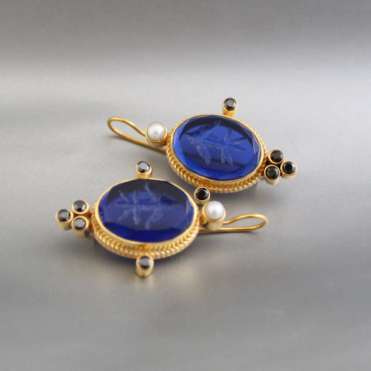 Blue Fleur-de-lis Intaglio Earrings, Vintage Gold Filled, photo 6