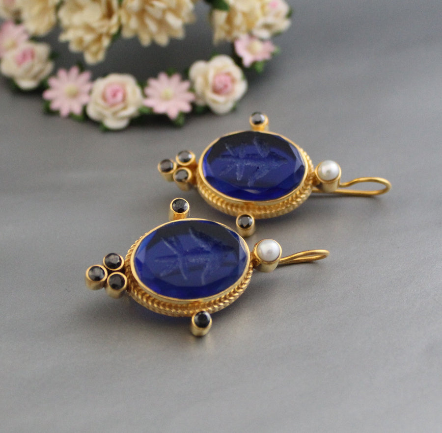 Blue Fleur-de-lis Intaglio Earrings, Vintage Gold Filled, photo 9