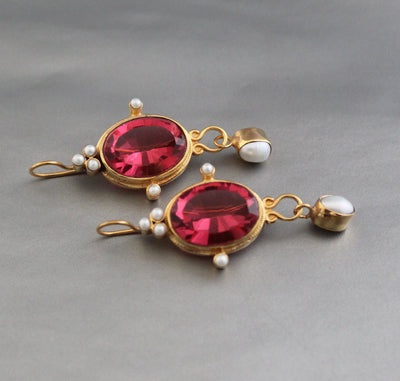 Pink Glass Intaglio Earrings, Victorian Style, 18K Gold, photo 2