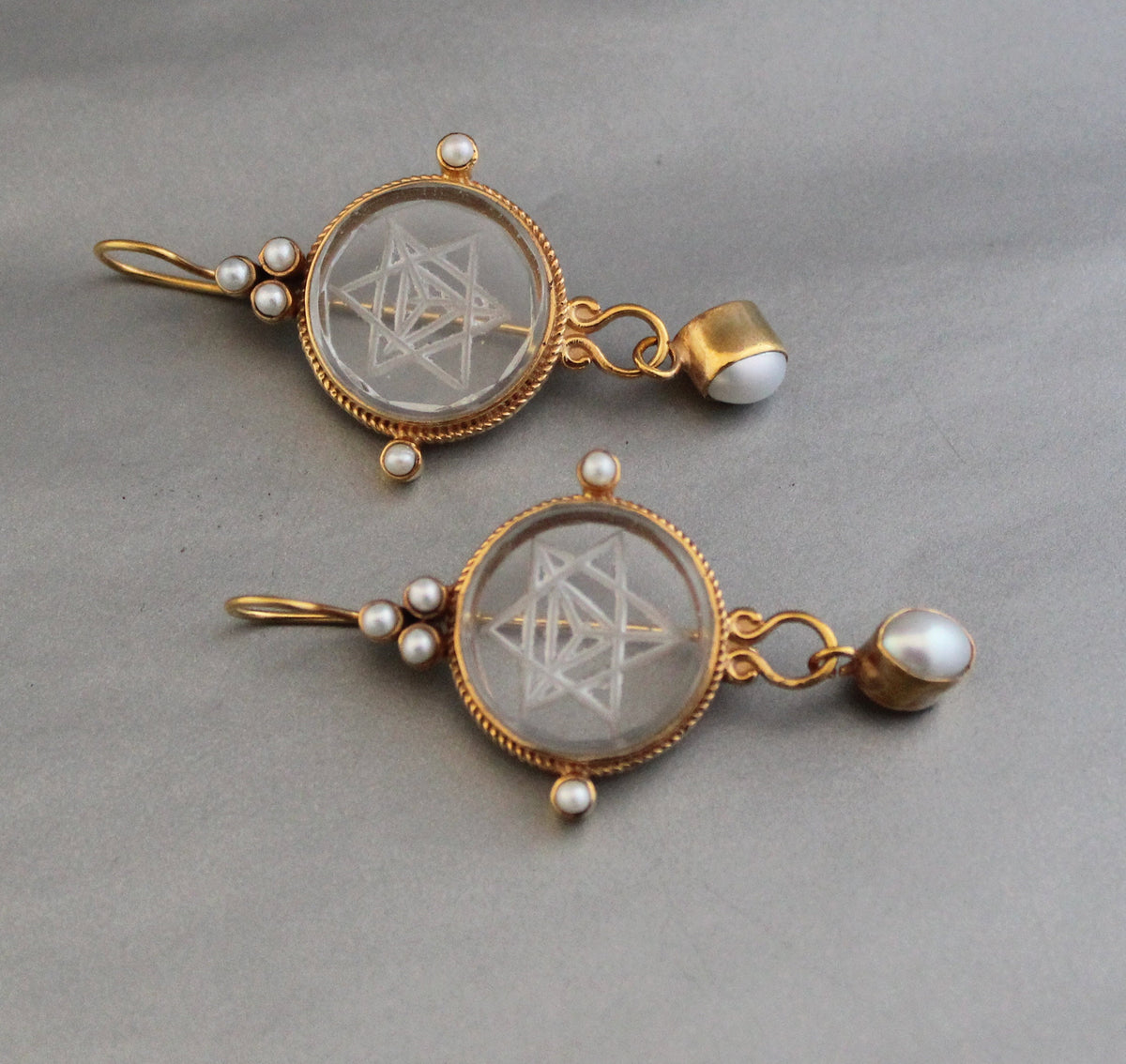 Clear Merkaba Intaglio Earrings, Sacred Geometry, Gold Plated with Pearls, photo 5