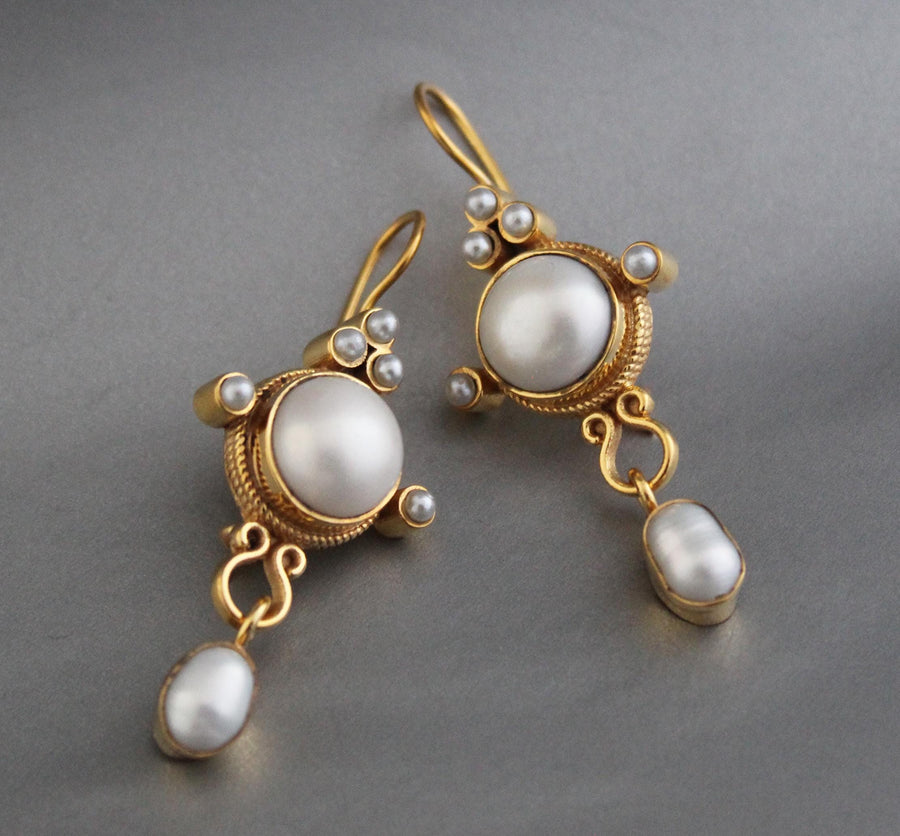 Intaglio Pearl Earrings, 1920s Vintage Style, Gold, photo 9