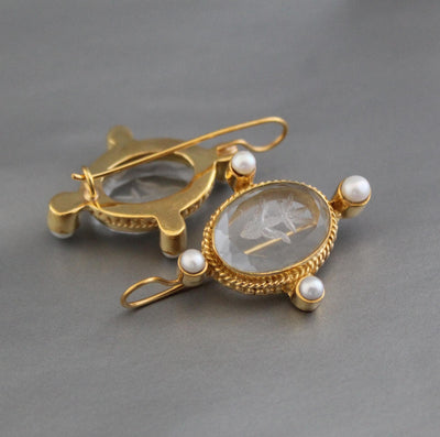 Clear Fleur-de-lis Intaglio Earrings, Carved Glass Pearl Drops, Gold Plated, photo 6