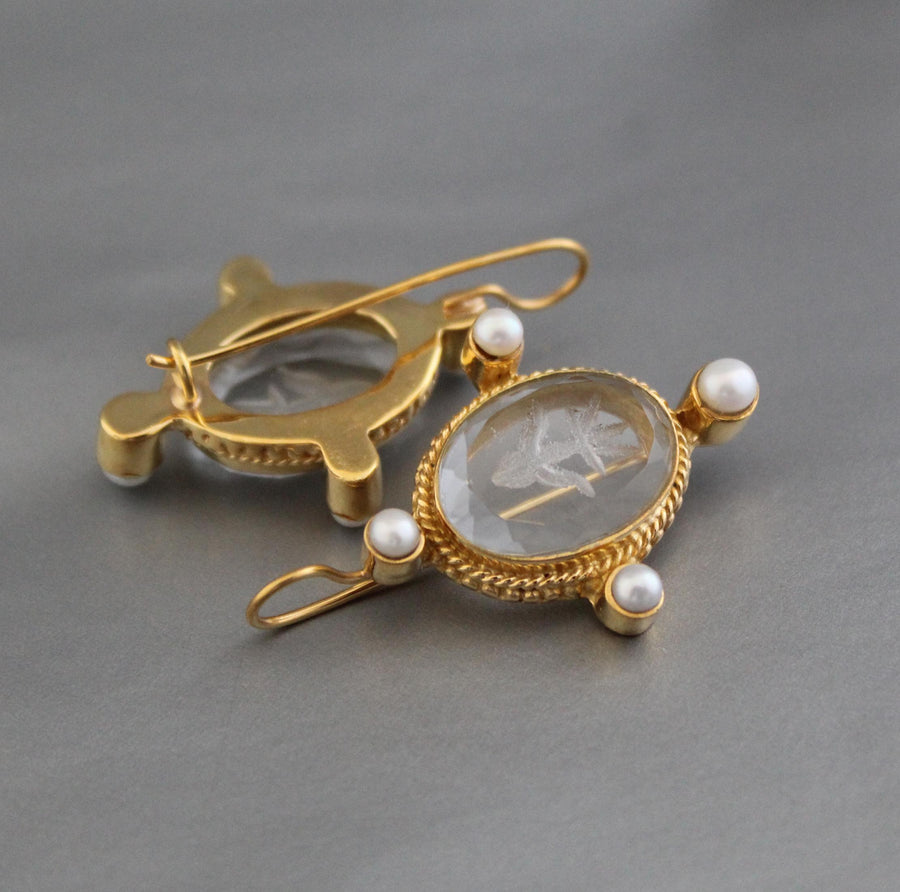 Clear Fleur-de-lis Intaglio Earrings, Carved Glass Pearl Drops, Gold Plated, photo 6