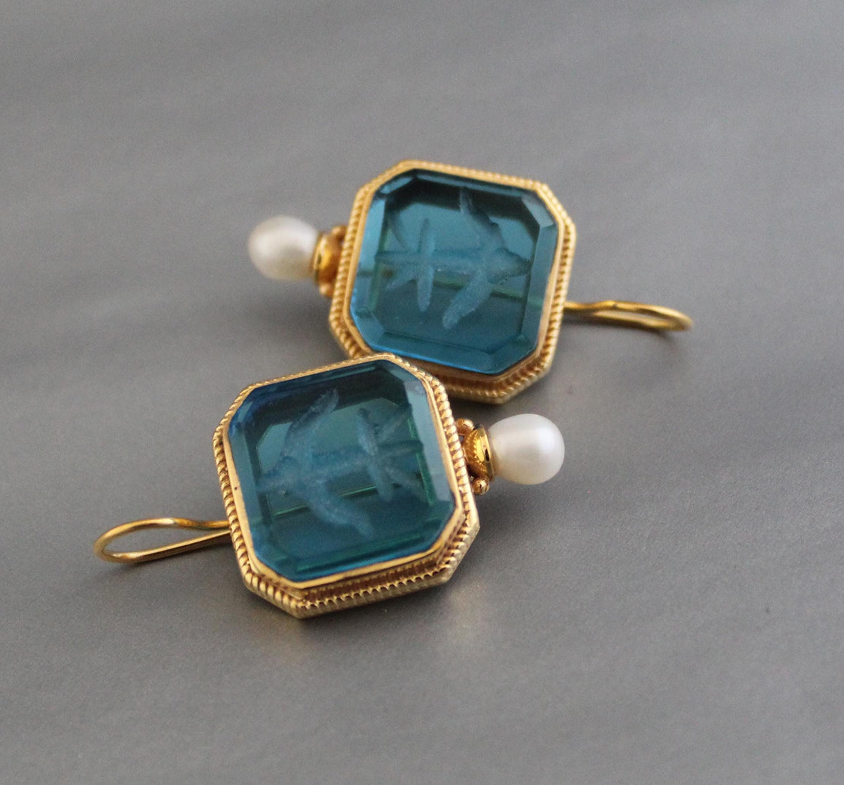 Blue Glass Intaglio Earrings, Victorian Vintage Gold, photo 7