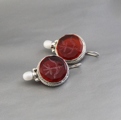 Red Crystal Fleur-de-lis Intaglio Earrings, Victorian Style, 925 Sterling Silver, photo 2