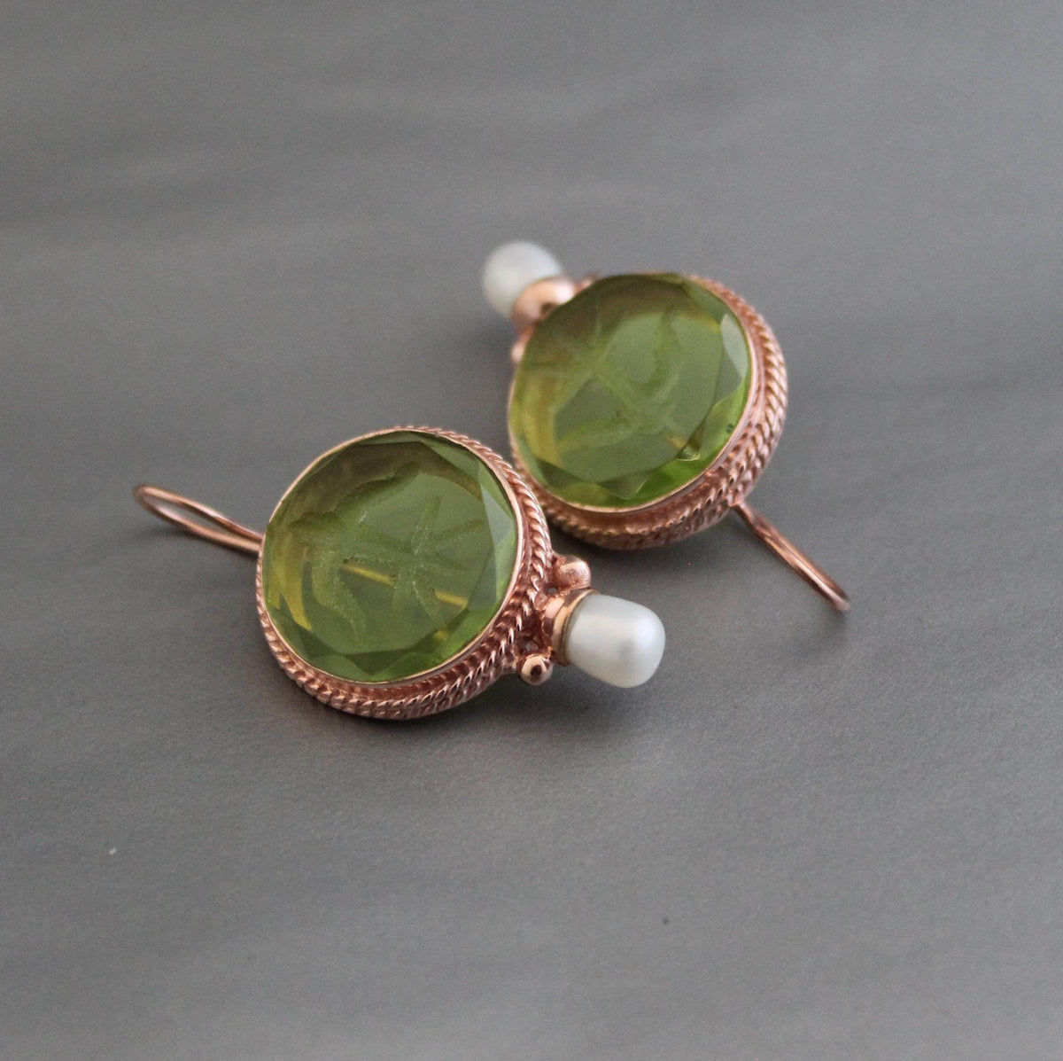 Green Fleur-de-lis Intaglio Earrings, Vintage Pearls, Rose Gold, photo 7