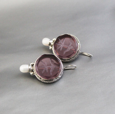 Purple Fleur-de-lis Intaglio Earrings, Bridal Pearls, Gold, photo 4