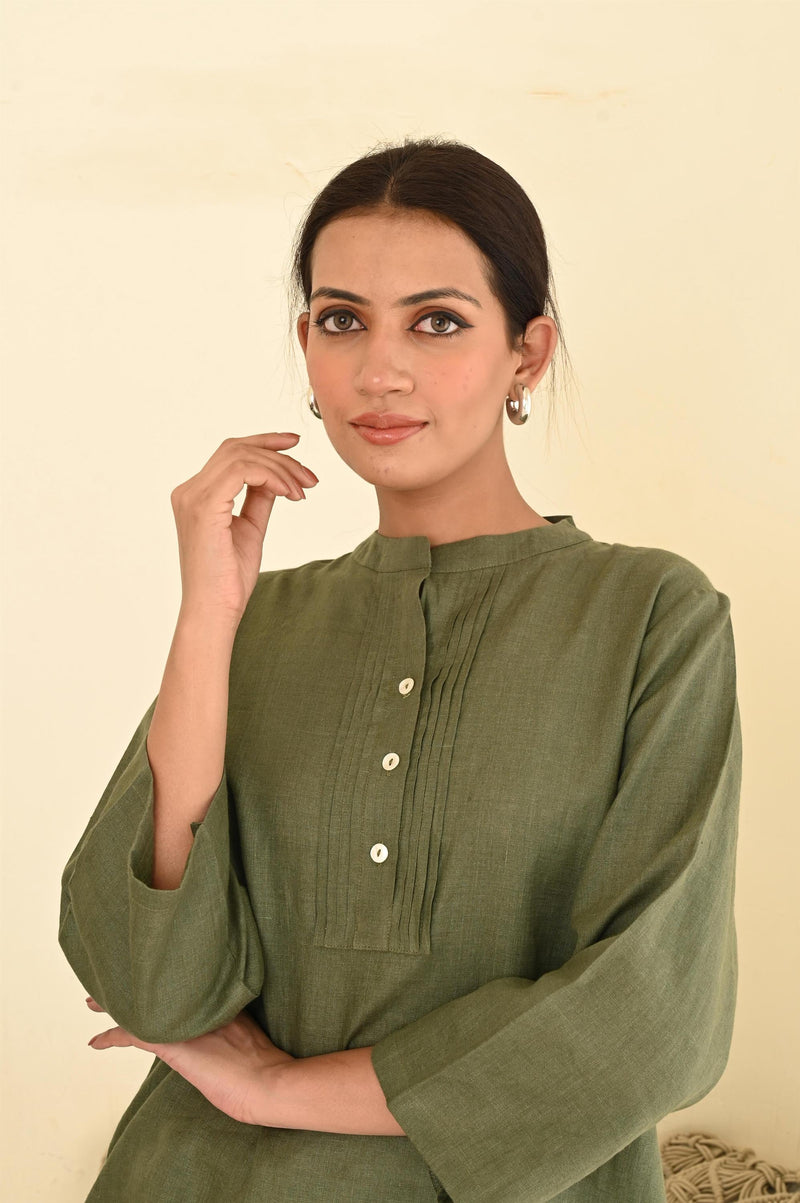 Moss Green Linen Pintuck Blouse, photo 3