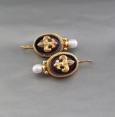 Fleur-de-lis Intaglio Earrings, Victorian Pearl Accent, Gold Plated, photo 5