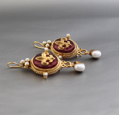 Red Fleur-de-lis Intaglio Earrings, Antique Victorian Bridal Gold, photo 6