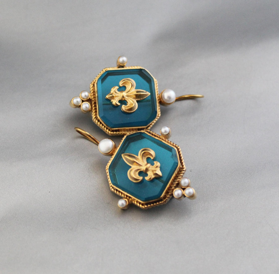 Turquoise Blue Fleur-de-lis Intaglio Earrings, Victorian Style, Gold Plated, photo 11