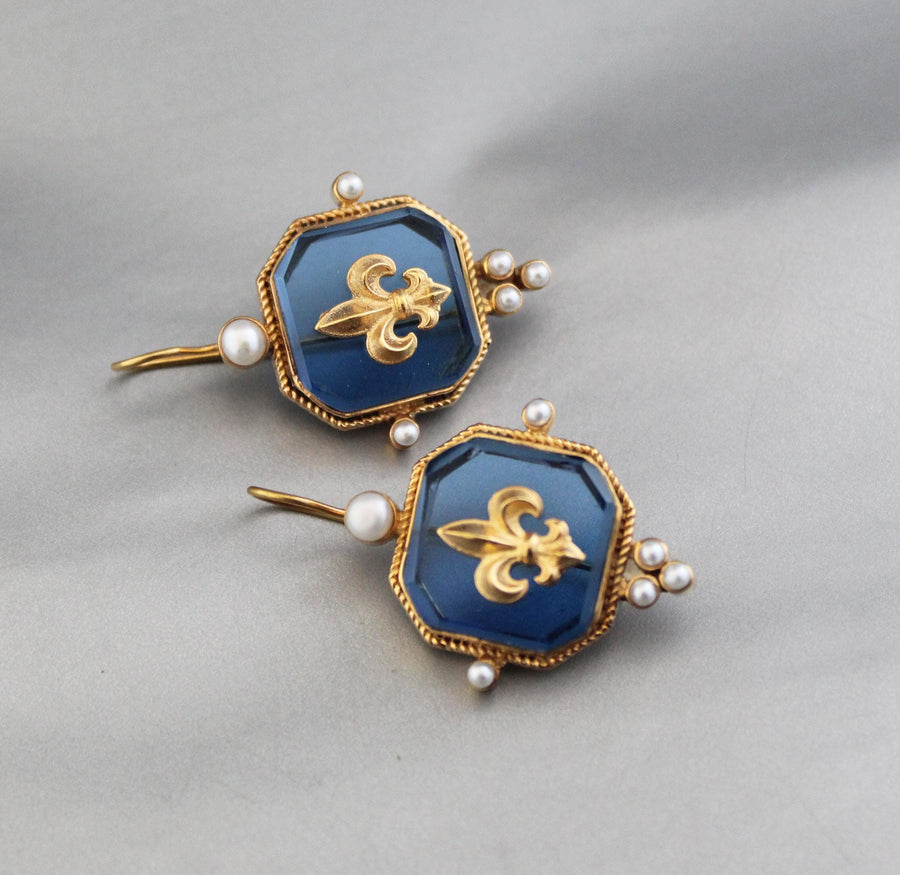 Blue Fleur-de-lis Intaglio Earrings, Victorian Style, Gold Plated, photo 8