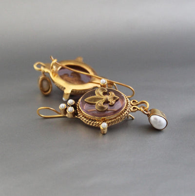 Fleur-de-lis Intaglio Glass Earrings, Victorian Art Deco Style, Gold Plated, photo 9