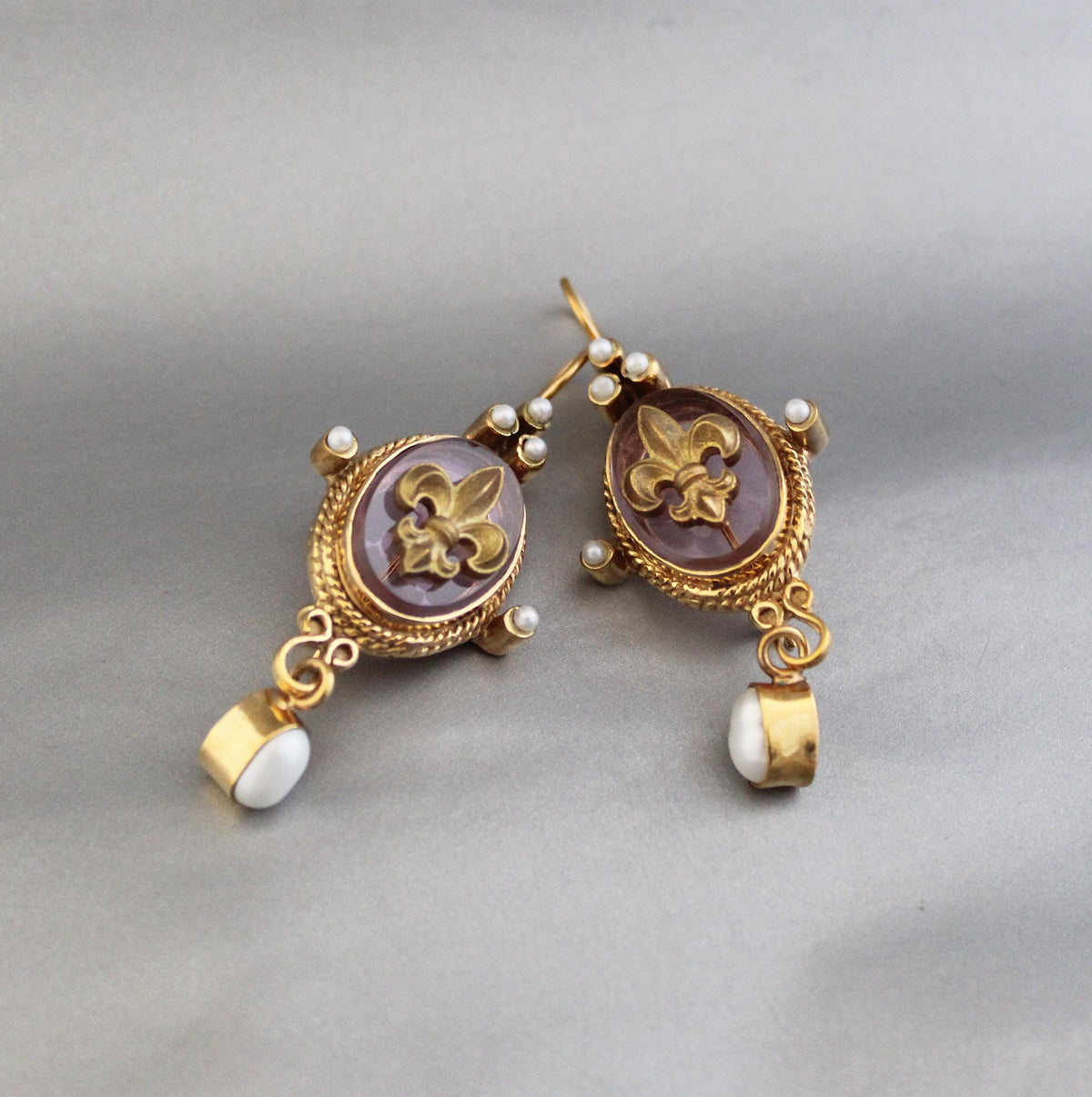 Fleur-de-lis Intaglio Glass Earrings, Victorian Art Deco Style, Gold Plated