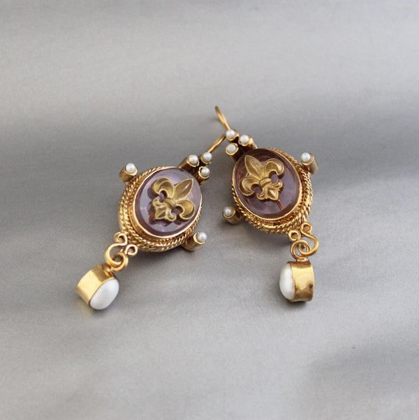 Fleur-de-lis Intaglio Glass Earrings, Victorian Art Deco Style, Gold Plated