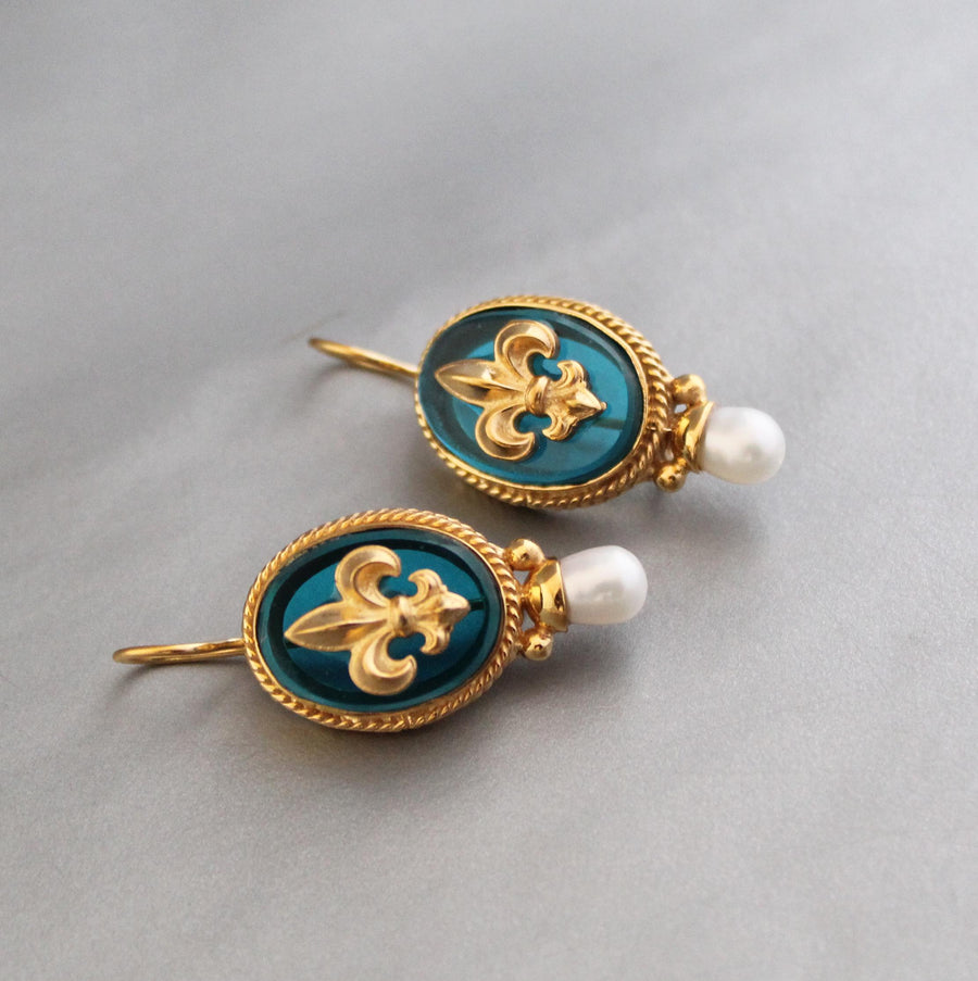 Turquoise Fleur-de-lis Intaglio Earrings, Victorian Pearl Drops, Gold Plated, photo 2