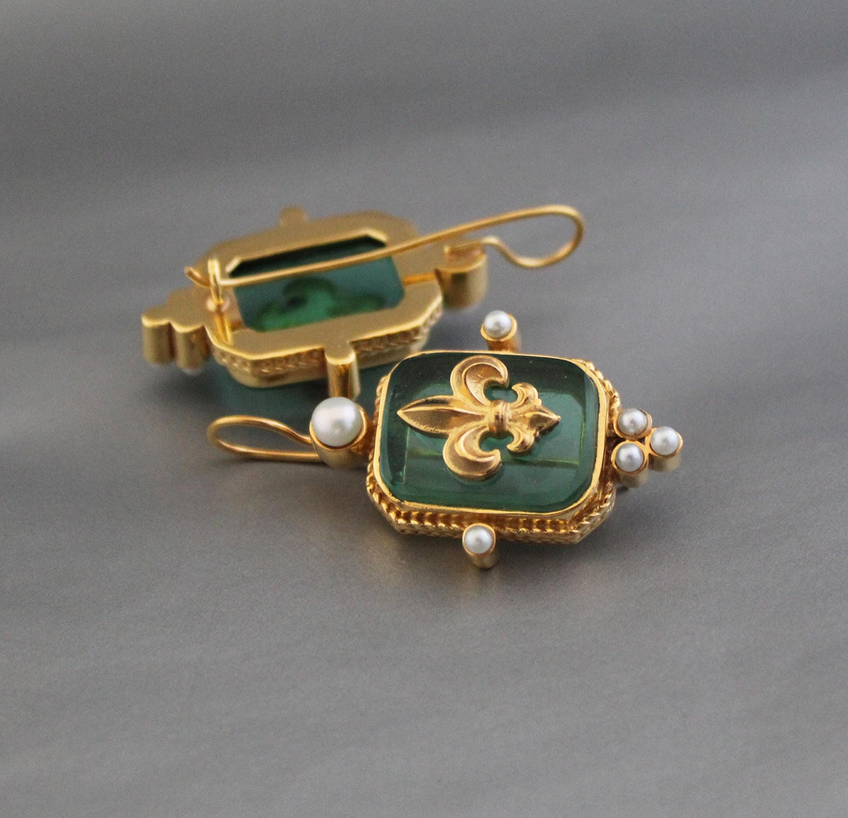 Green Fleur-de-lis Intaglio Earrings, Victorian Style, Minimal Gold