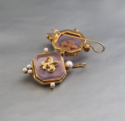 Fleur-de-lis Intaglio Glass Earrings, Victorian Pearl Dangles, Gold Plated, photo 6