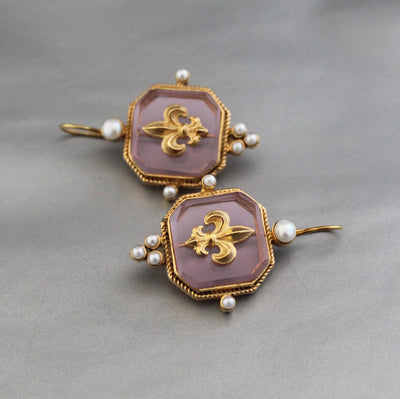 Fleur-de-lis Intaglio Glass Earrings, Victorian Pearl Dangles, Gold Plated, photo 11
