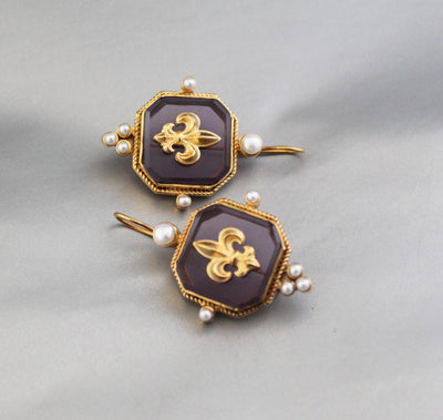 Purple Fleur-de-lis Intaglio Earrings, Victorian Art Deco Style, Gold Plated, photo 4
