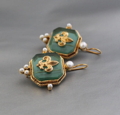 Green Fleur-de-lis Intaglio Earrings, Victorian Style, Gold Plated, photo 10