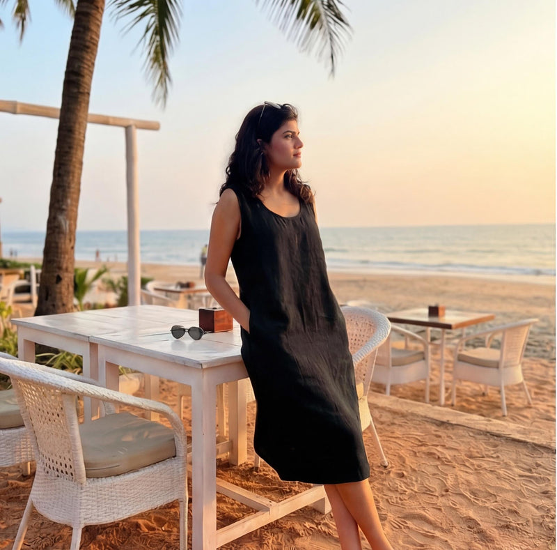 Black Sleeveless Linen Shift Dress