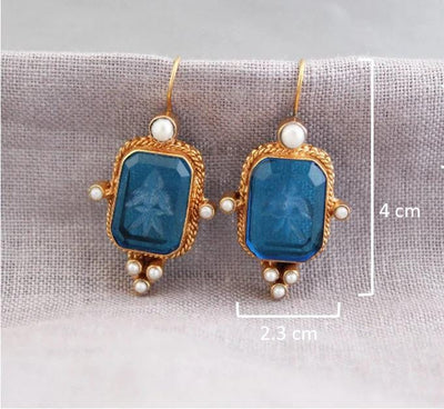 Green Fleur-de-lis Intaglio Earrings, Victorian Style, Minimal Gold, photo 3