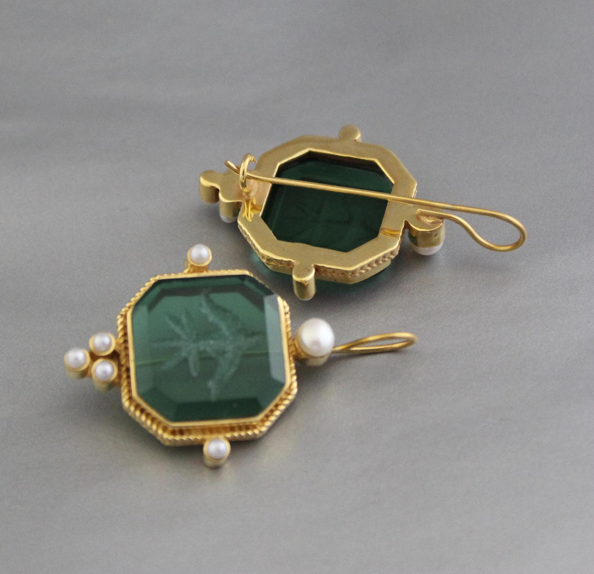 Green Intaglio Earrings, Victorian Style, Gold Brass, photo 4