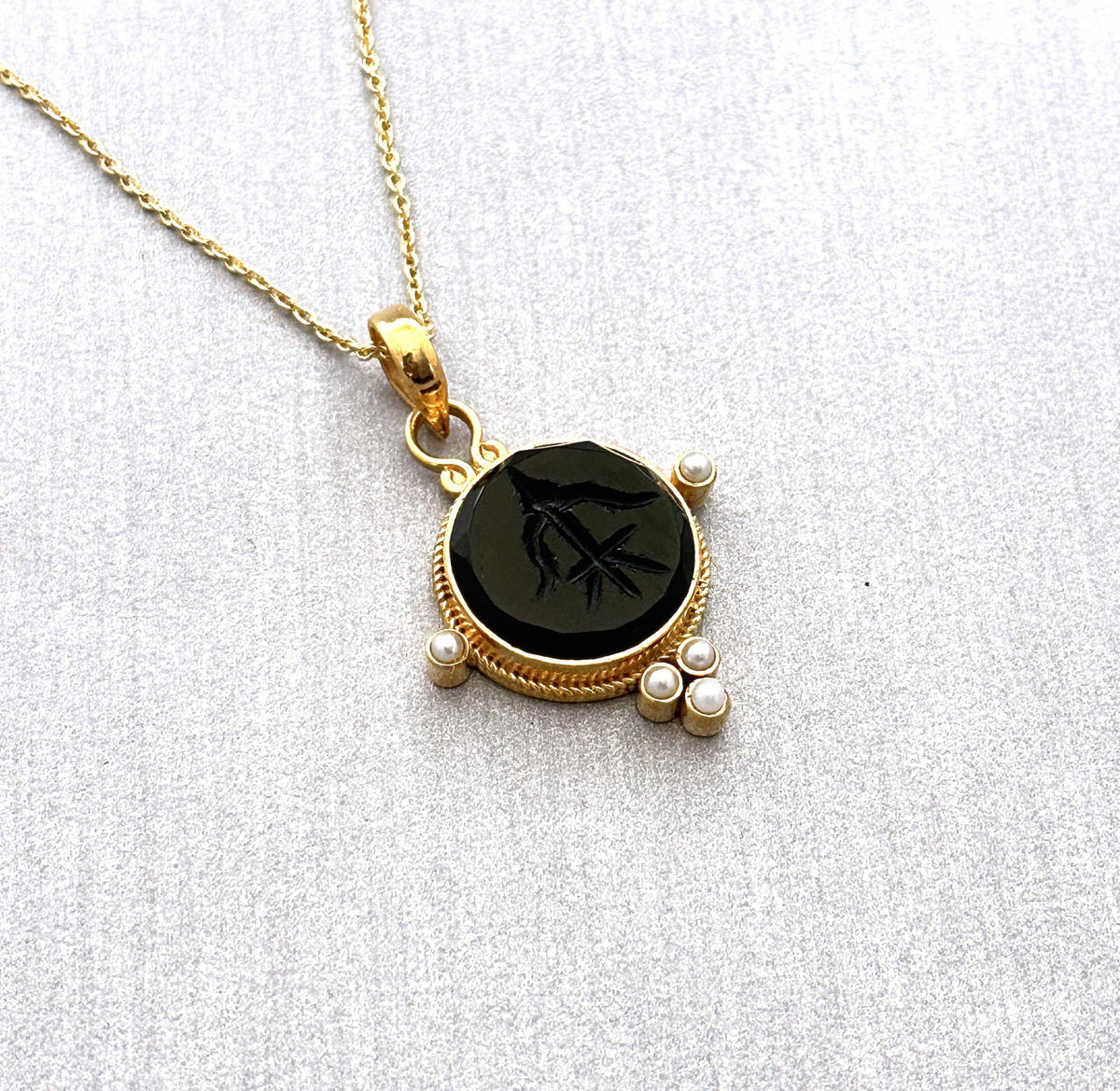 Black Intaglio Necklace, Gothic Vintage Cameo Pendant, photo 5