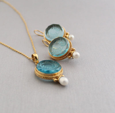 Blue Laurel Intaglio Necklace and Earrings Set, Pearl Drops, Gold Tone, photo 3