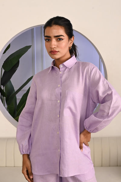Linen Two-Piece Set, Shirt and Pants: close-up of Lilac shirt with puffed sleeves and collar