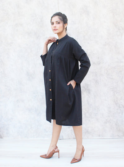 Button up knee length dress with pockets