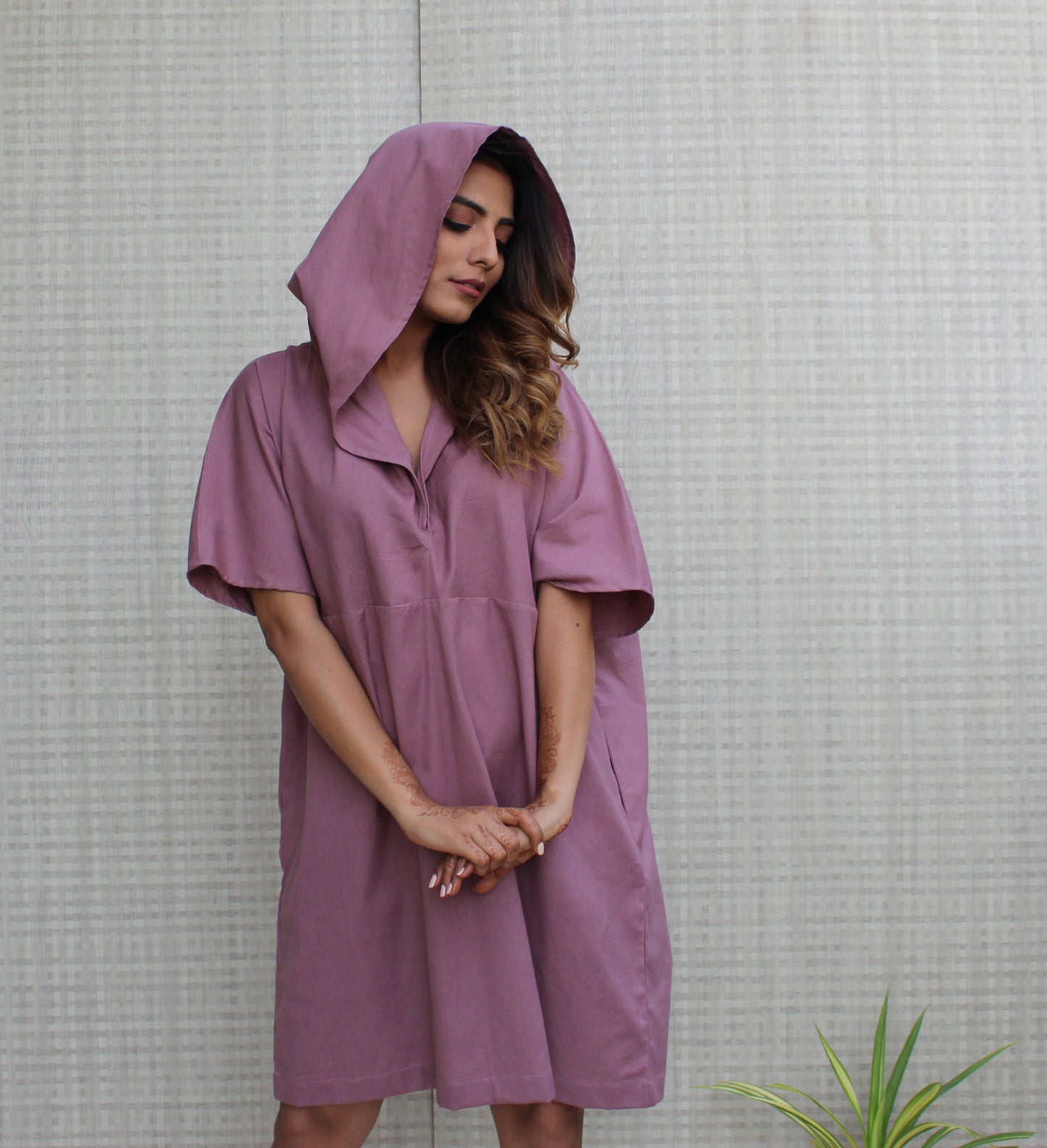 Hoodie V neck dress